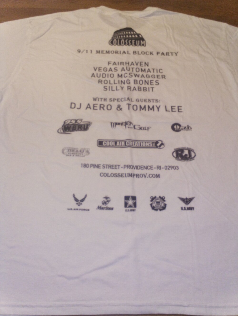 Colosseum Memorial Block Party & Pig Roast 09-11-2010 White XL T-Shirt Tommy Lee